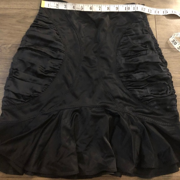 Marciano by guess black ruffle skirt size M - Picture 1 of 7